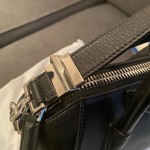 Givenchy Antigona Bag Black - Picture 4 of 6